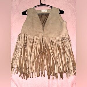 🤠 Boutique Cowgirl Vest with Fringe – Tan - $20 🤠